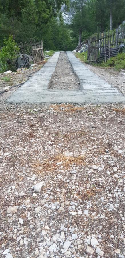 Bujtina Sherifaj Valbone Buitenkant foto