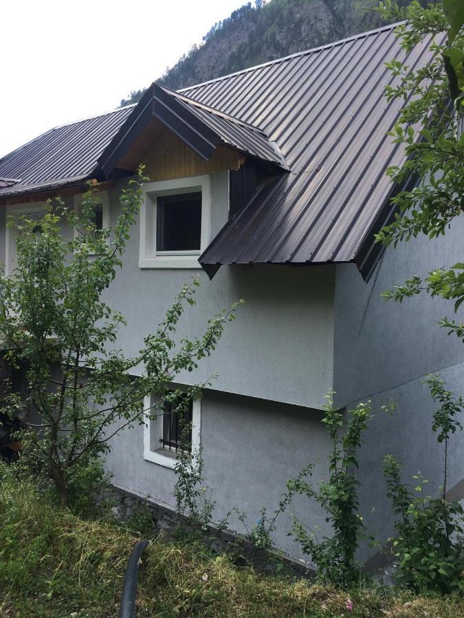 Bujtina Sherifaj Valbone Buitenkant foto
