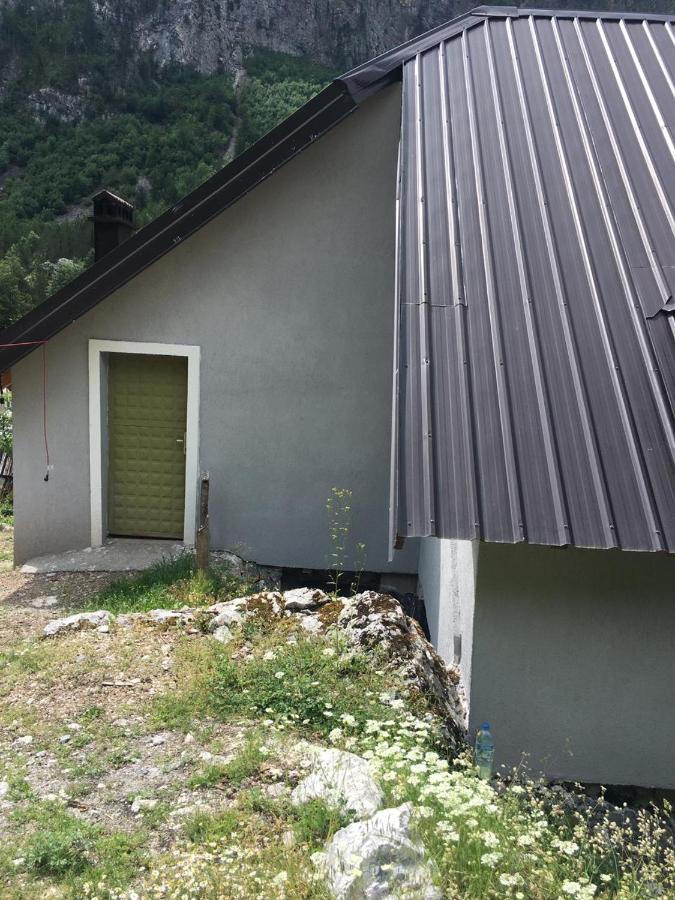 Bujtina Sherifaj Valbone Buitenkant foto