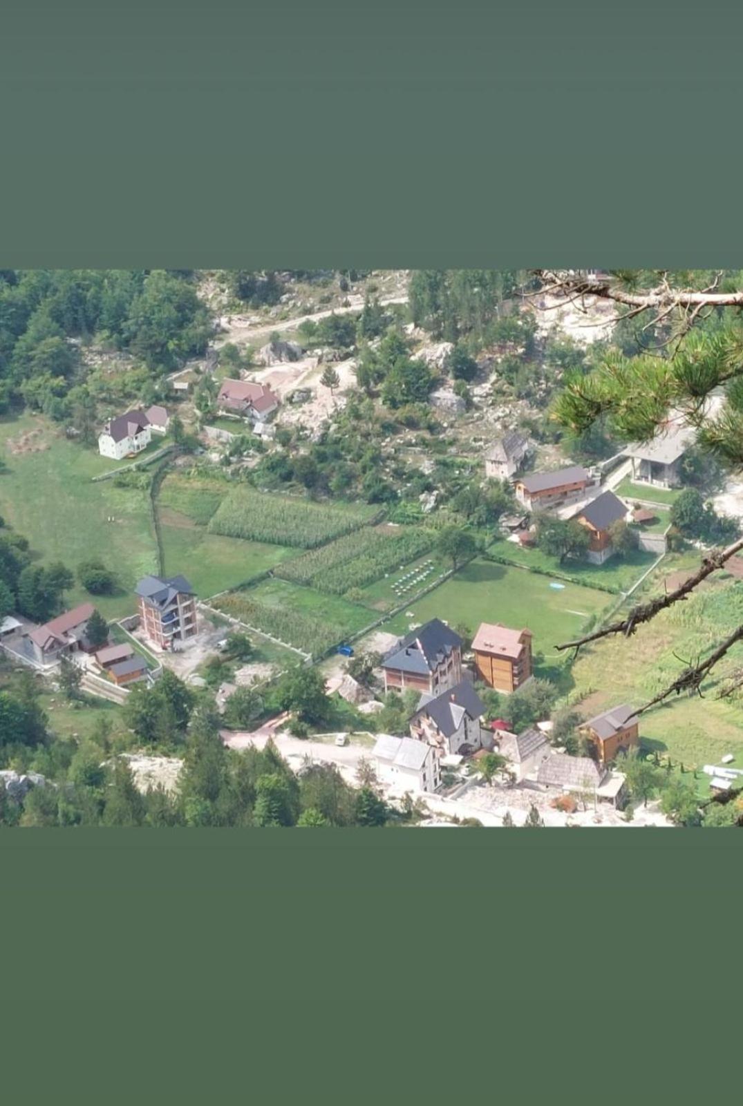 Bujtina Sherifaj Valbone Buitenkant foto